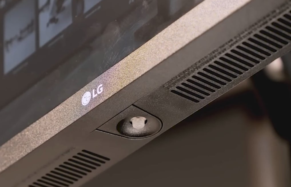 lg monitor pwoer button